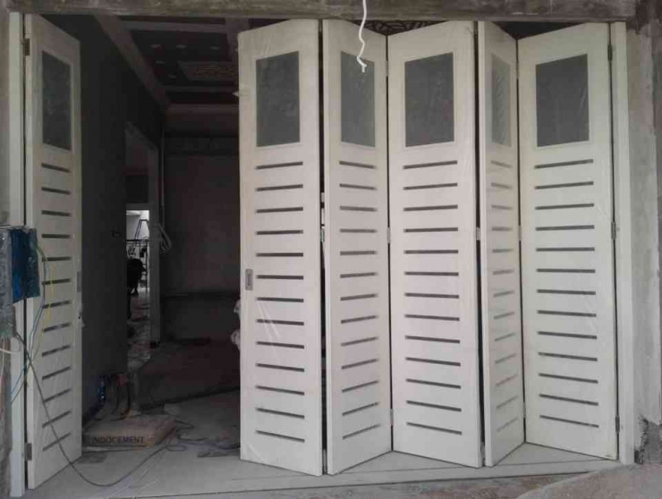 Pintu Garasi Besi Lipat