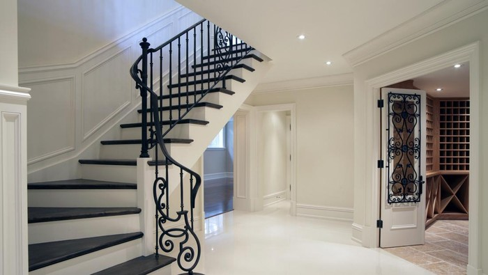 railing-tangga-melengkung_1691.png